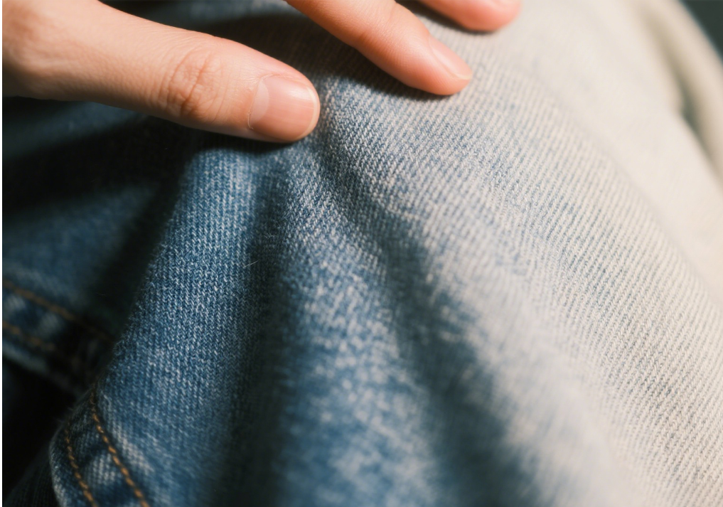 Silicone Oil: The Textile Industry’s Performance Catalyst